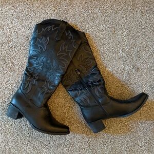 Black Western-Style Women's Boots (NWOT)